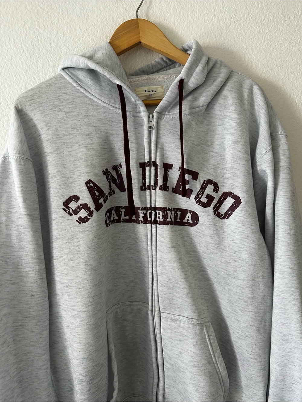 San Diego California Zip-Up Hoodie in Light Heather Gray with Maroon Print